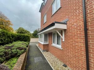 Photo 15- click for photo gallery